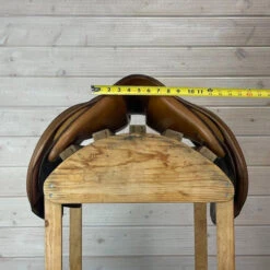 Used Beval LTD Close Contact Saddle 17/M 18 Used Beval LTD Close Contact Saddle 17/M -Equestrian Supplies Store 260 Front Measurement 21261.1665530665