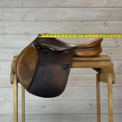 Used Beval LTD Close Contact Saddle 17/M 21 Used Beval LTD Close Contact Saddle 17/M -Equestrian Supplies Store 260 Seat Measurement 54369.1665530654