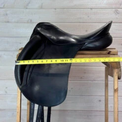Used Kieffer Orphee TB Dressage Saddle 17/MN 25 Used Kieffer Orphee TB Dressage Saddle 17/MN -Equestrian Supplies Store 317 Flap Width 42615.1683592226