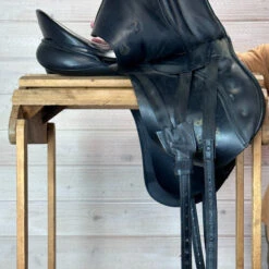 Used Kieffer Orphee TB Dressage Saddle 17/MN 20 Used Kieffer Orphee TB Dressage Saddle 17/MN -Equestrian Supplies Store 317 R Flap 53308.1683592210