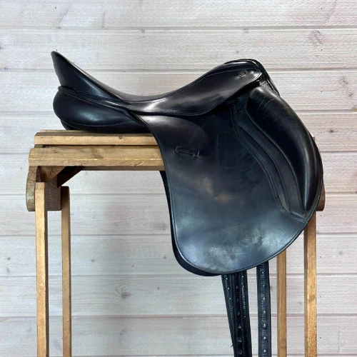 Used Kieffer Orphee TB Dressage Saddle 17/MN 4 Used Kieffer Orphee TB Dressage Saddle 17/MN - Image 2