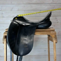 Used Revere Dressage Saddle 17.5/M 19 Used Revere Dressage Saddle 17.5/M -Equestrian Supplies Store 322 Seat Measurement 31802.1684363649