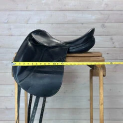 Used Stubben Portos Dressage Saddle 17.5/MW 20 Used Stubben Portos Dressage Saddle 17.5/MW -Equestrian Supplies Store 330 Flap Width 64335.1686181842