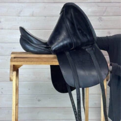 Equestrian Supplies Store 22 Equestrian Supplies Store -Equestrian Supplies Store 330 R Flap 21158.1686181822