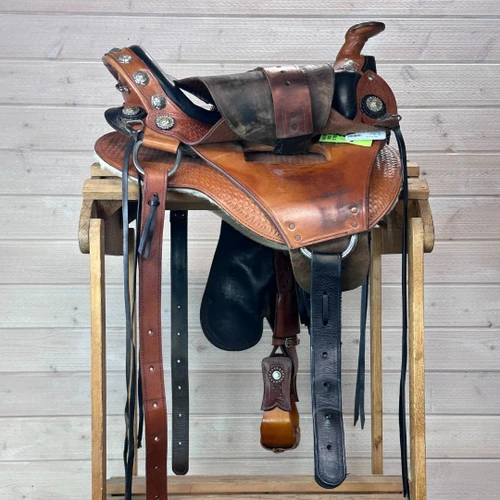 Used Ortho-Flex Western Saddle 15/M 4 Used Ortho-Flex Western Saddle 15/M - Image 2