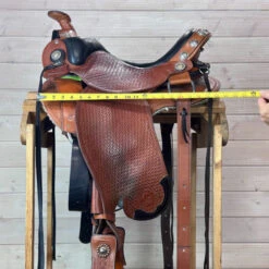 Used Ortho-Flex Western Saddle 15/M 17 Used Ortho-Flex Western Saddle 15/M -Equestrian Supplies Store 337 Skirt Measurement 86429.1690420263