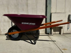 Scenic Road Single Wheel Wheelbarrow -Equestrian Supplies Store IMG 0365 18238.1679425177