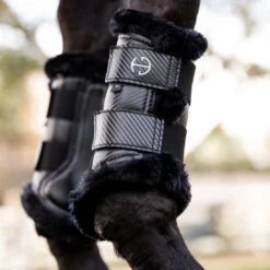 Halter Ego Brushing Boots 10 Halter Ego Brushing Boots -Equestrian Supplies Store brushing boots blk blk lifestyle CARBON TECH BRUSHING halter ego 83704.1682645222