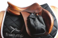 Freejump Stirrup Pockets -Equestrian Supplies Store freejump stirrup pocket silver saddle 555x370 25877.1682449262