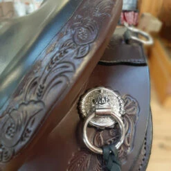 Tucker Horizon Outpost Endurance Saddle 179 -Equestrian Supplies Store horizon endurance saddle cantle dee marys tucker 77871.1686676570