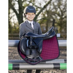 LeMieux Junior Pro Jump Square Pad -Equestrian Supplies Store junior pro jump burgundy lifestyle 5832 lemieux 76525.1636587414