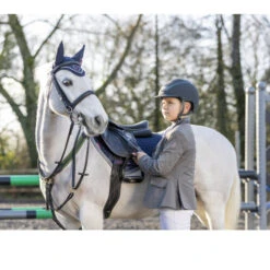 LeMieux Junior Pro Jump Square Pad -Equestrian Supplies Store junior pro jump navy lifestyle 5830 lemieux 96967.1636587410