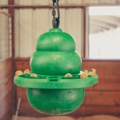 Kong Equine Hanging Kit Horse Toy -Equestrian Supplies Store kong hanging standard green stall kong equine 85483.1638045211