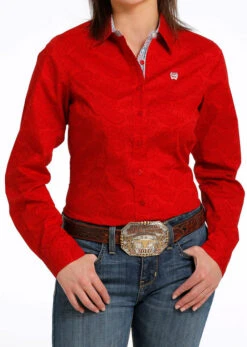 Cinch Performance Shirt No Pockets -Equestrian Supplies Store subtle print ls red front MSW9165035 cinch 84687.1689018467